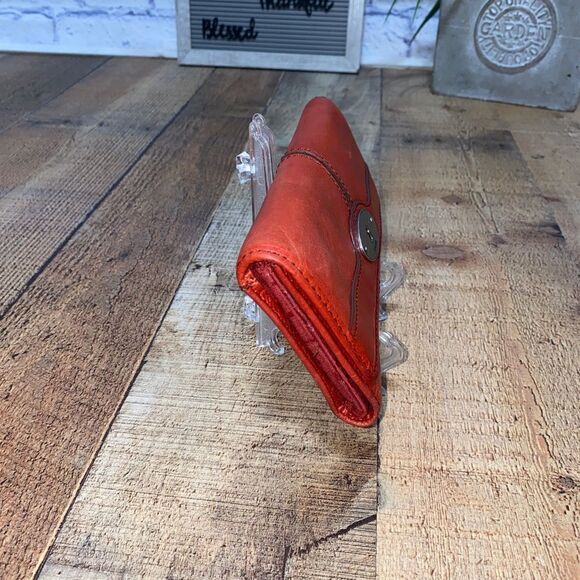 Fossil Wallet Red Leather Maddox Flap Snap Credit Card Tri Fold - Picture 4 of 7